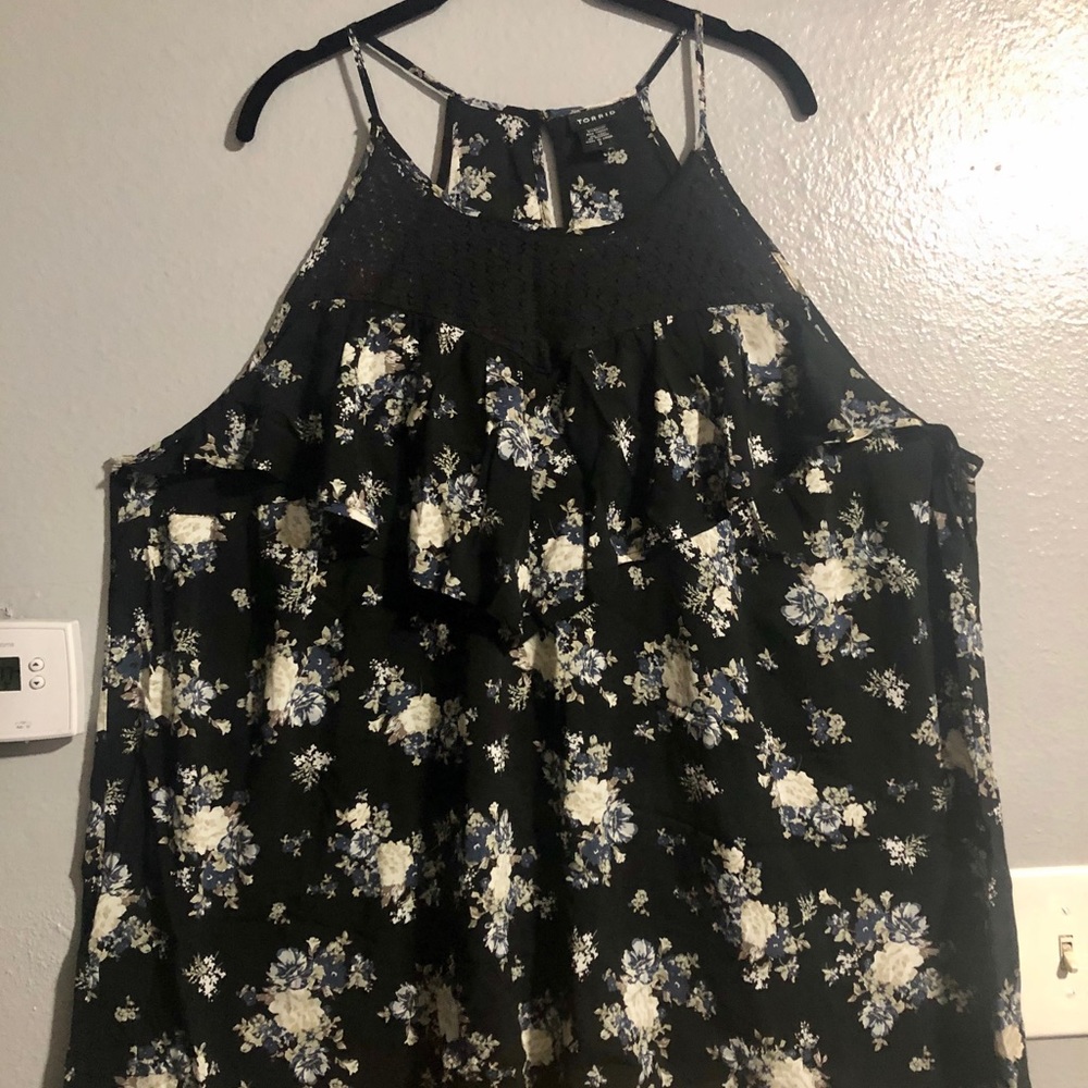 Torrid Ruffle Floral Tank Top - Picture 5 of 10